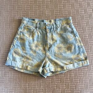 97% Cotton American Eagle Outfitters Light Blue Denim Shorts w/ Sunflower Print